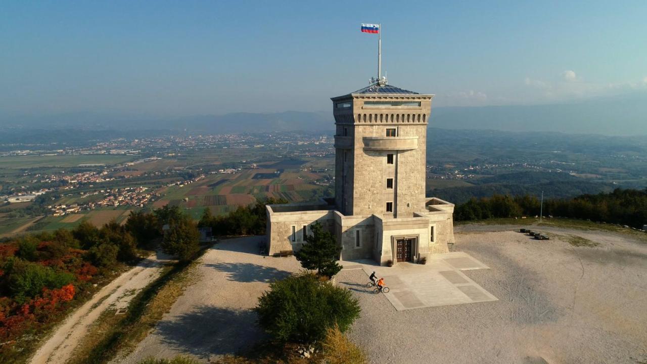 Vila Brinovka Kostanjevica na Krasu Екстер'єр фото